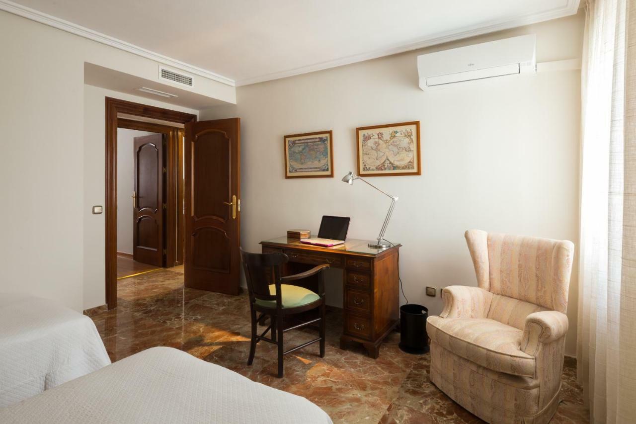 Catedral Cabildo Apartment เซบีญา ภายนอก รูปภาพ
