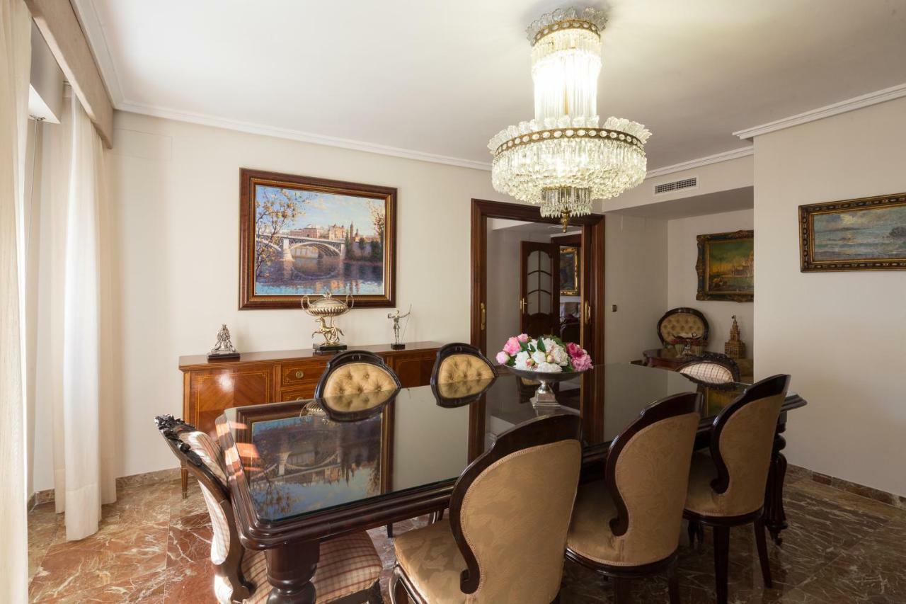 Catedral Cabildo Apartment เซบีญา ภายนอก รูปภาพ