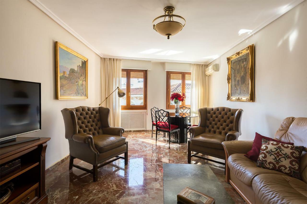 Catedral Cabildo Apartment เซบีญา ภายนอก รูปภาพ